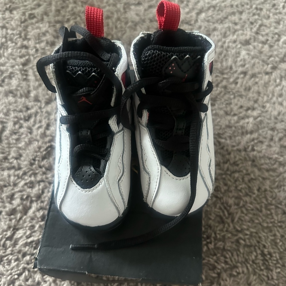 Jordan Toddler's True Flight White/Varsity Red-Black.